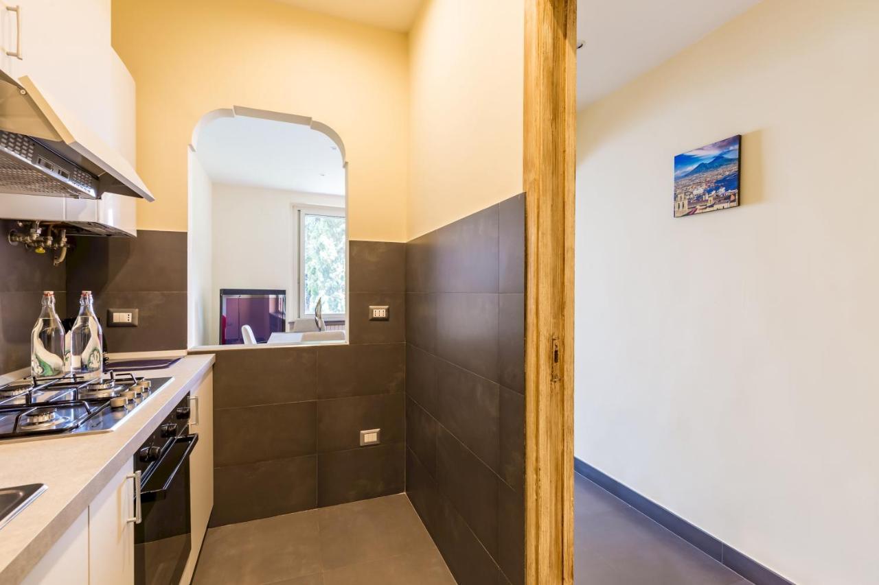 Dolcevita With Parking By Napoliapartments Napels
