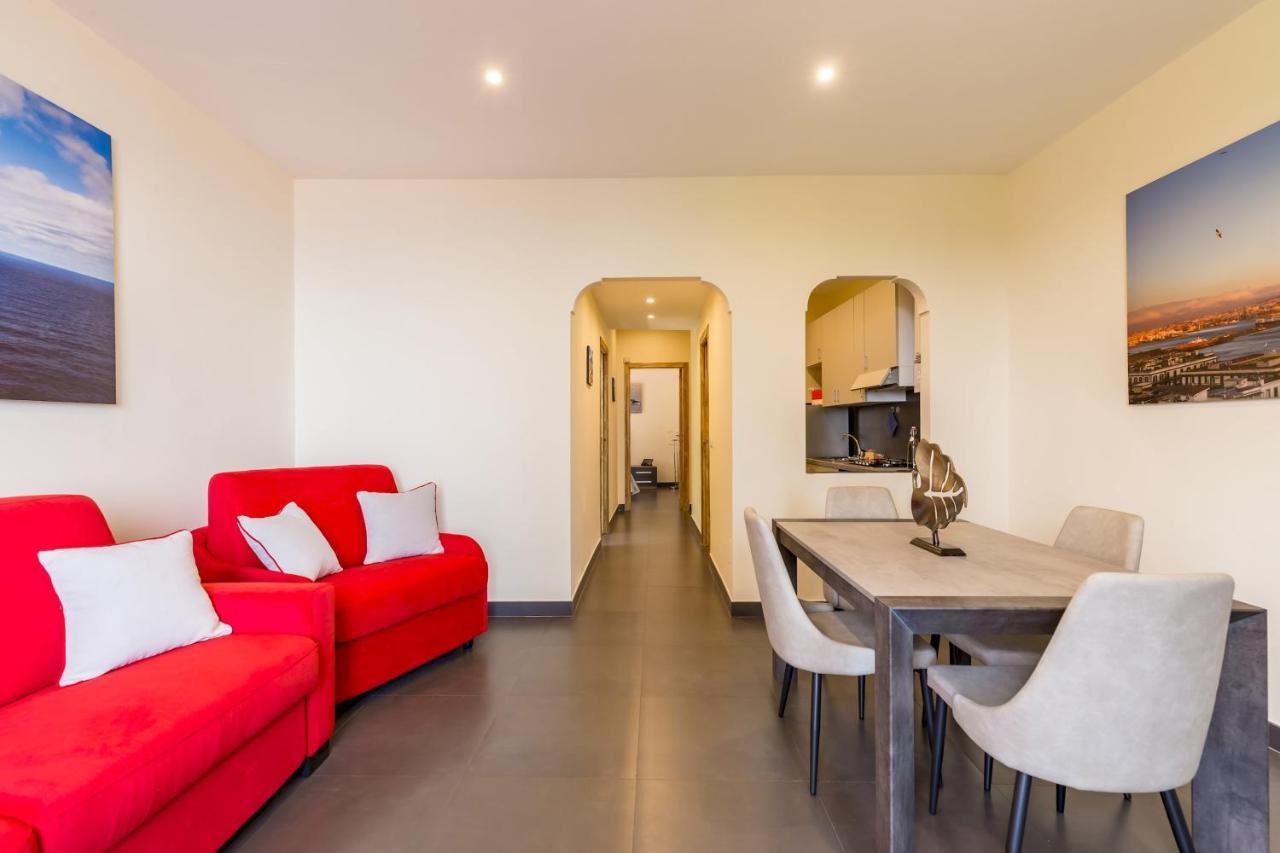 Dolcevita With Parking By Napoliapartments * Neapel